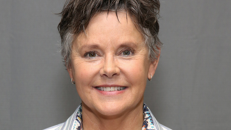 Amanda Bearse smiling