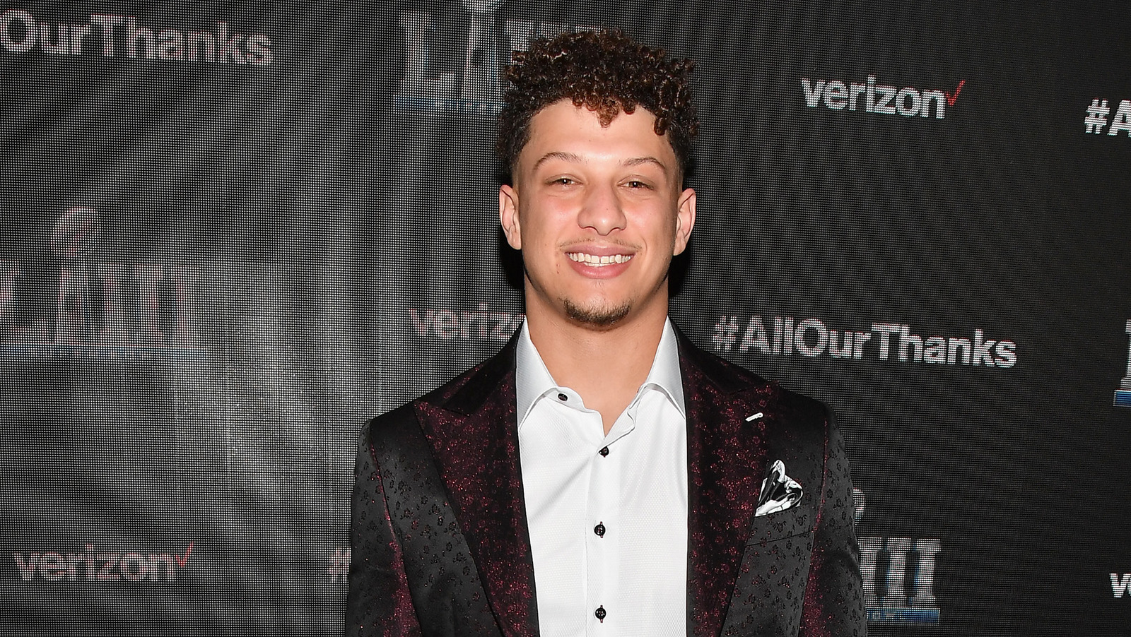 hairstyle patrick mahomes hair