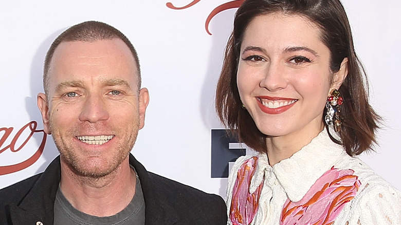 Ewan McGregor and Mary Elizabeth on the Fargo red carpet