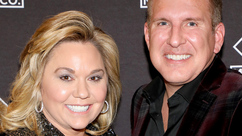 Julie and Todd Chrisley smiling