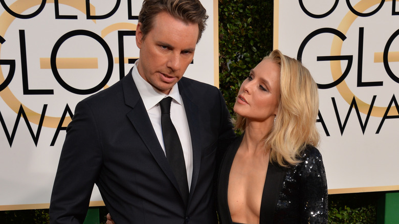 Dax Shepard and Kristen Bell posing red carpet