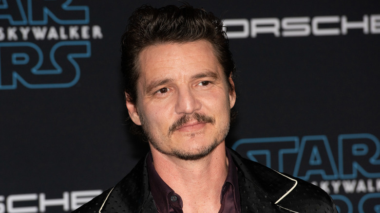 Pedro Pascal posing
