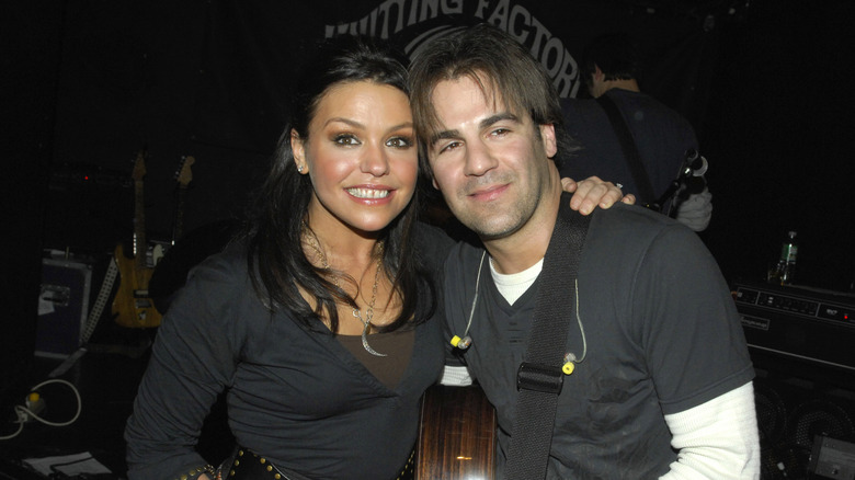 Rachael Ray and John Cusimano posing together in 2007