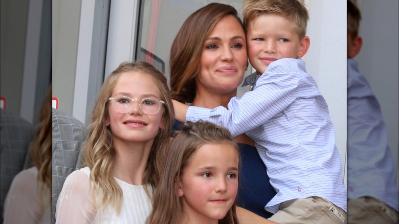 Jennifer Garner with her three kids, Violet, Fin, and Samuel.