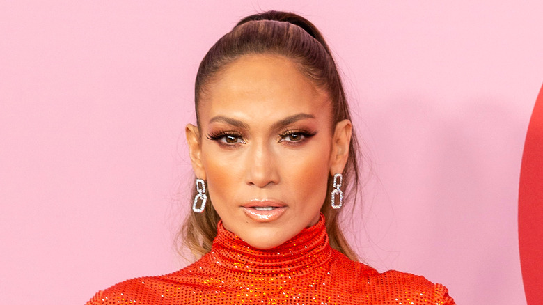 Jennifer Lopez posing