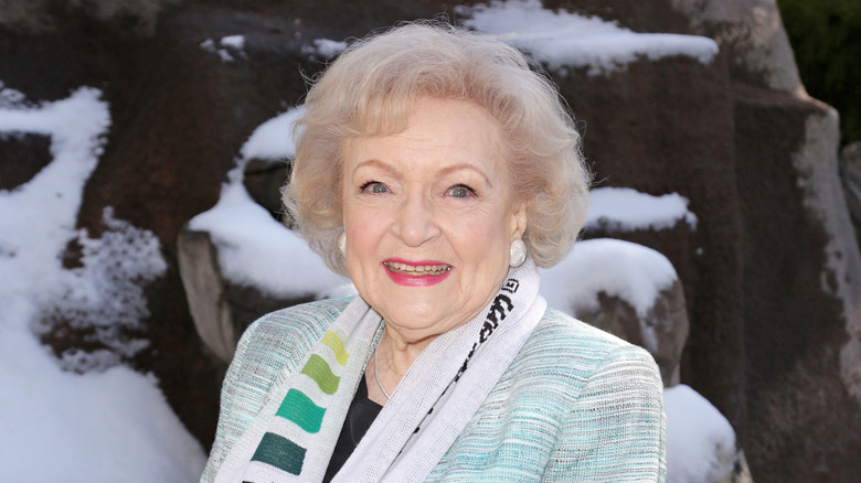 betty white smiling