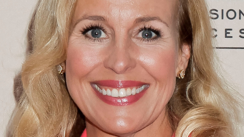 Genie Francis smiling