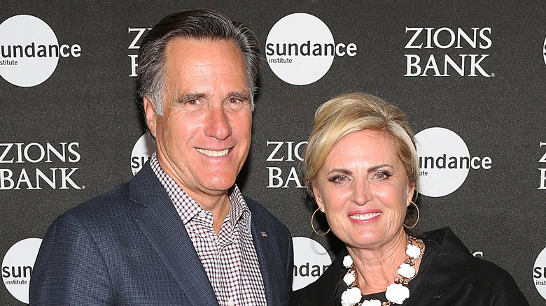 Mitt and Ann Romney pose together