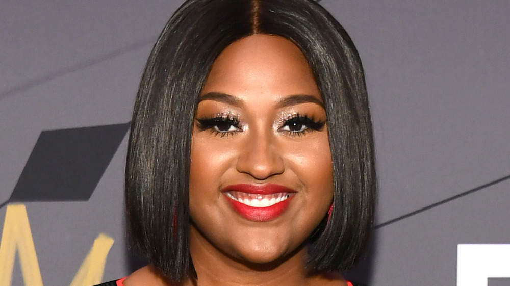 Jazmine Sullivan smiling