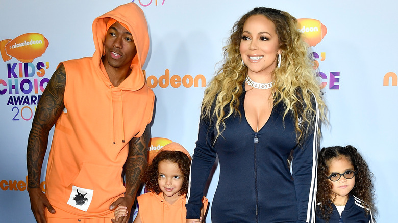 Nick Cannon, Moroccan Scott Cannon, Mariah Carey and Monroe Cannon on red carpet