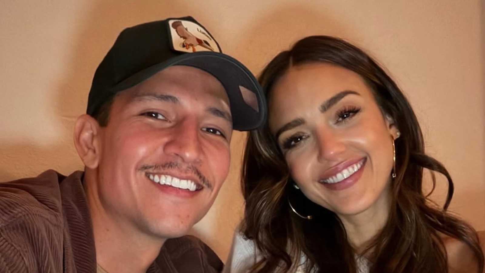 The Internet Thinks Jessica Alba & Danny Ramirez Are Losing Steam, But Haters Have It Wrong