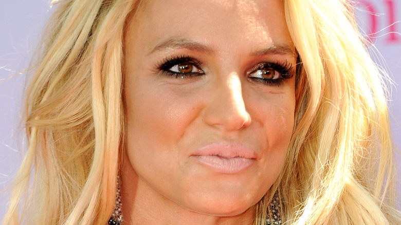 Britney Spears nude lip