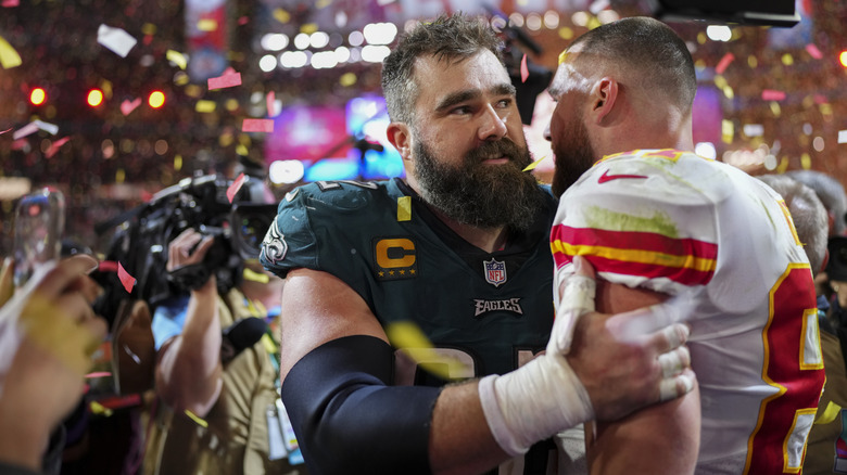 Jason Kelce, Travis Kelce talking