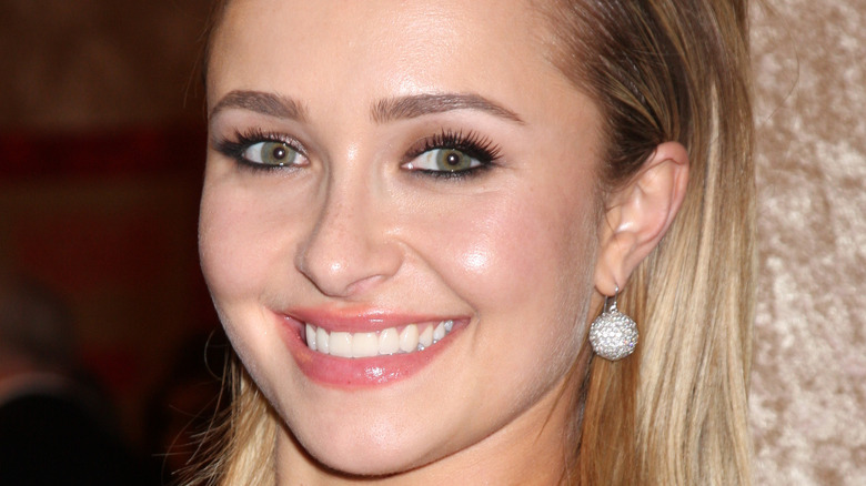 Hayden Panettiere smiling