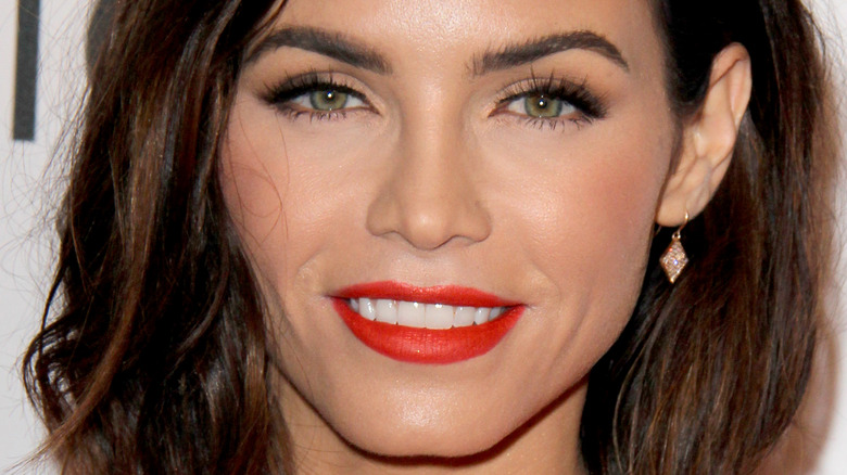 Jenna Dewan smiling