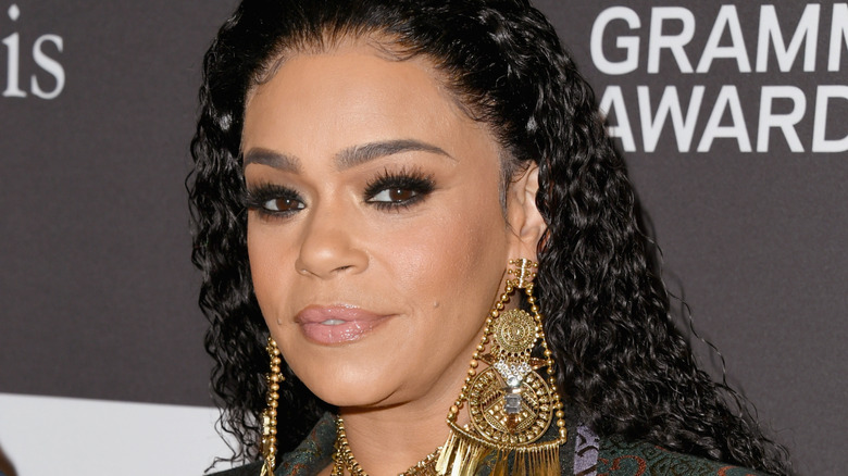 Faith Evans, smiling
