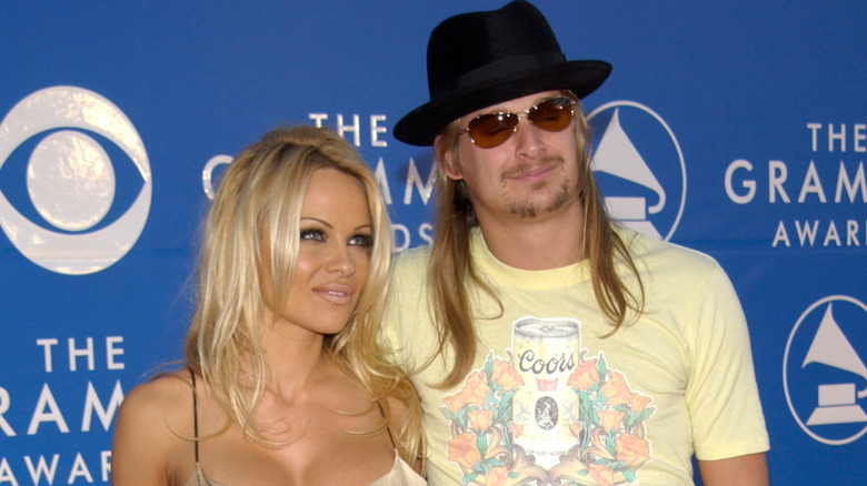 Kid Rock and Pamela Anderson posing