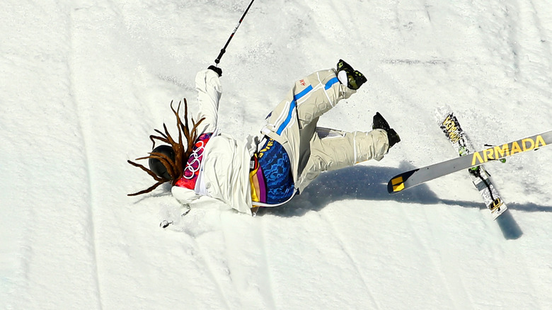 Henrik Harlaut with his pants falling down