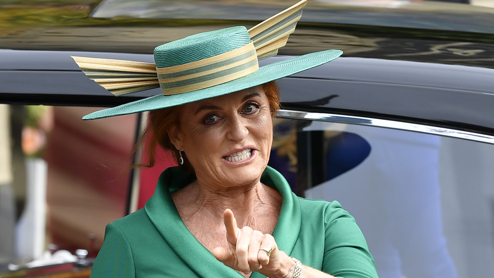 Sarah Ferguson pointing finger