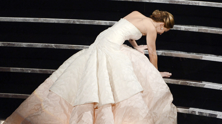 Jennifer Lawrence falls at the Oscars