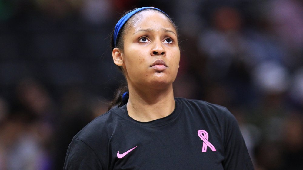 Maya Moore looking up 