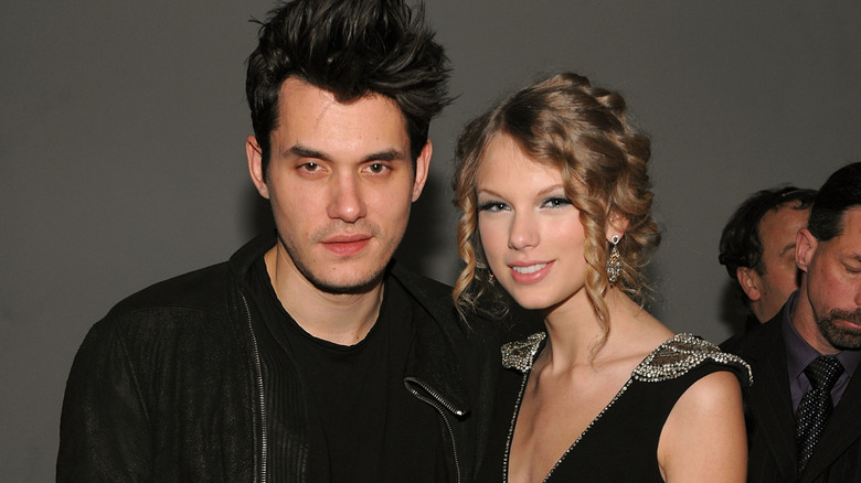 John Mayer and Taylor Swift posing together