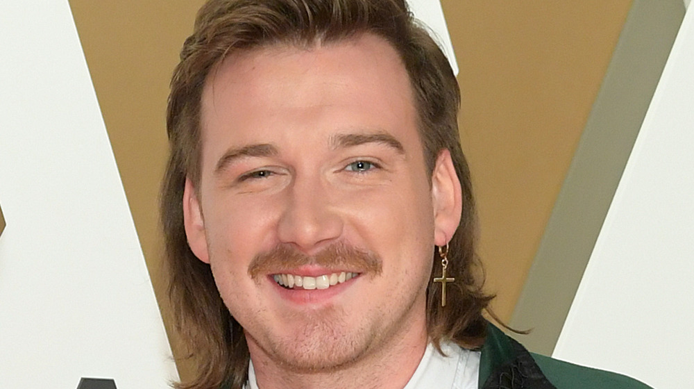 Morgan Wallen posing on the red carpet