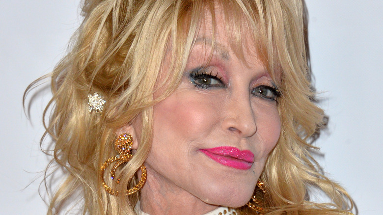 Dolly Parton smiling