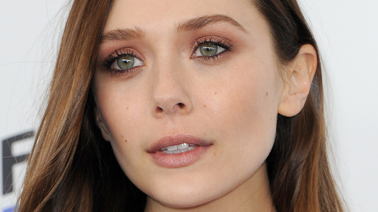 elizabeth olsen green eyes