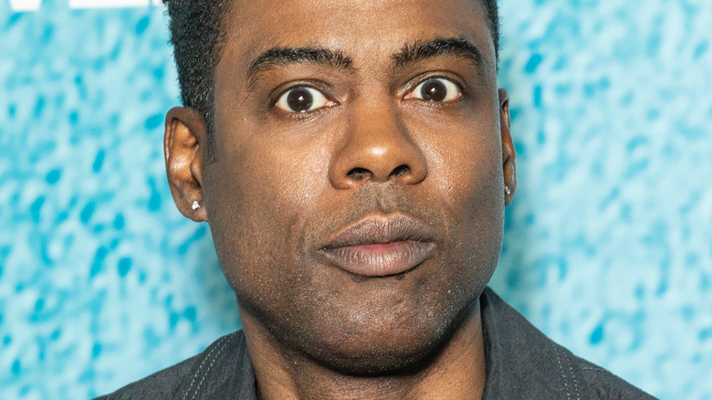 chris rock posing