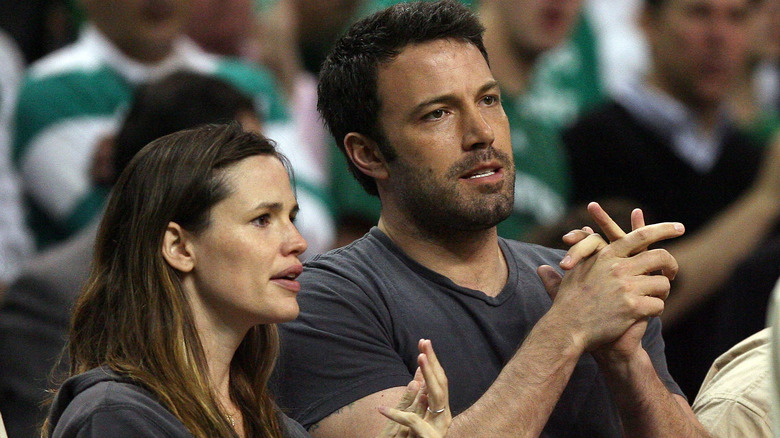 Jennifer Garner and Ben Affleck at sporting event