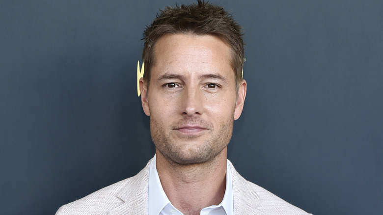 Justin Hartley smiling