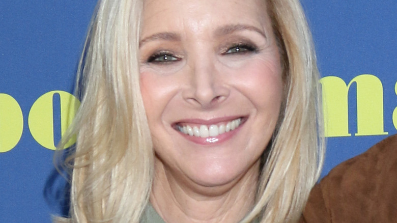 Lisa Kudrow smiling