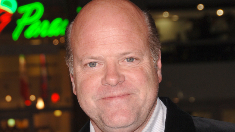 Rex Linn smiling