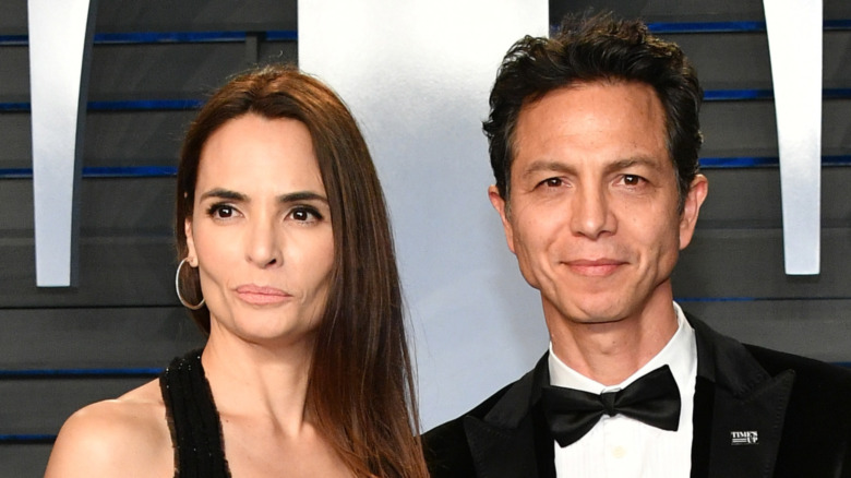 Benjamin Bratt and Talisa Soto smiling 