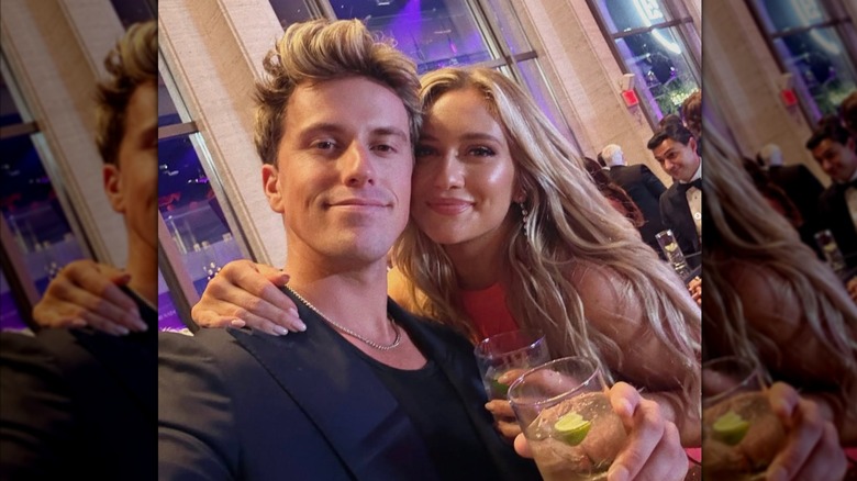 Savannah Bananas star Jackson Olson takes a selfie with Maggie Sajak