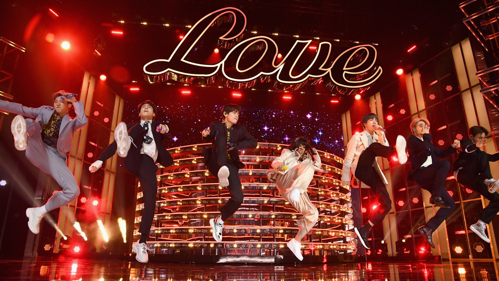 BTS performs Billboard Awards