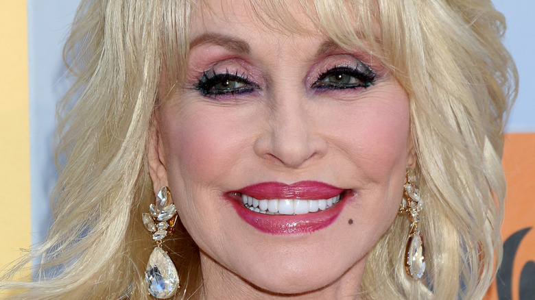 Dolly Parton smiling