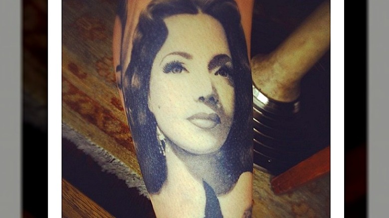 Kat Von D Maria Victoria leg tattoo