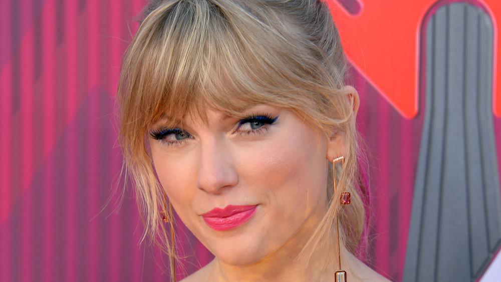 Taylor Swift smiling