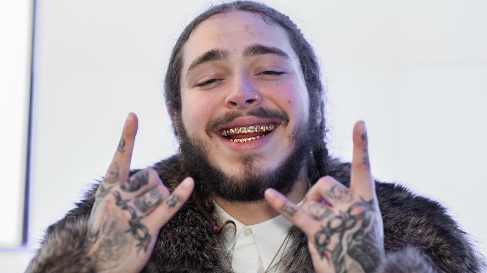 Post Malone's Hand Tattoos - wide 4