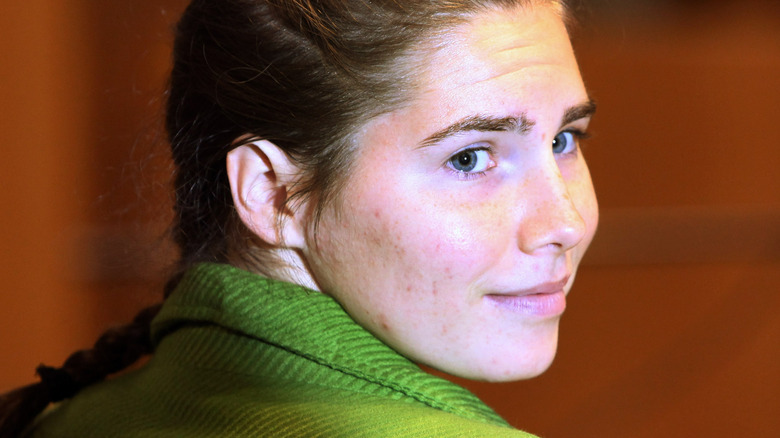 Amanda Knox staring