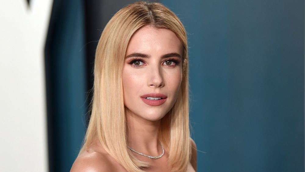 Emma Roberts attends the Vanity Fair Oscar party