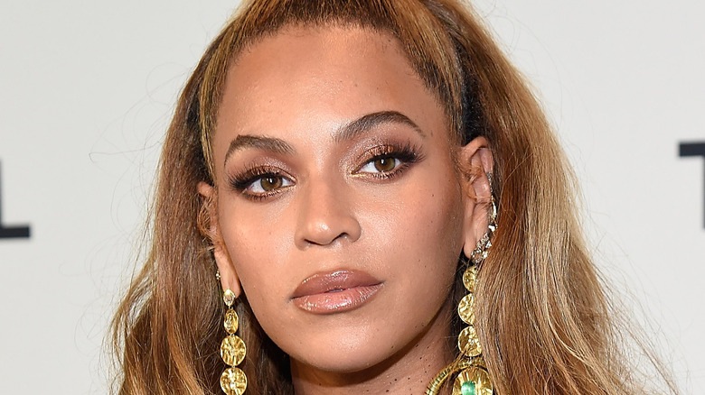 beyonce natural makeup