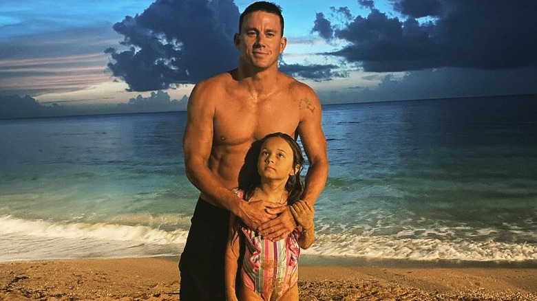 Channing Tatum holding daughter Everly