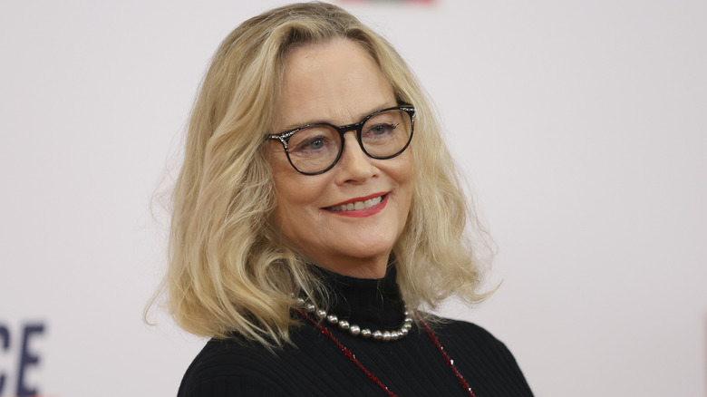 Cybill Shepherd wearing glasses.