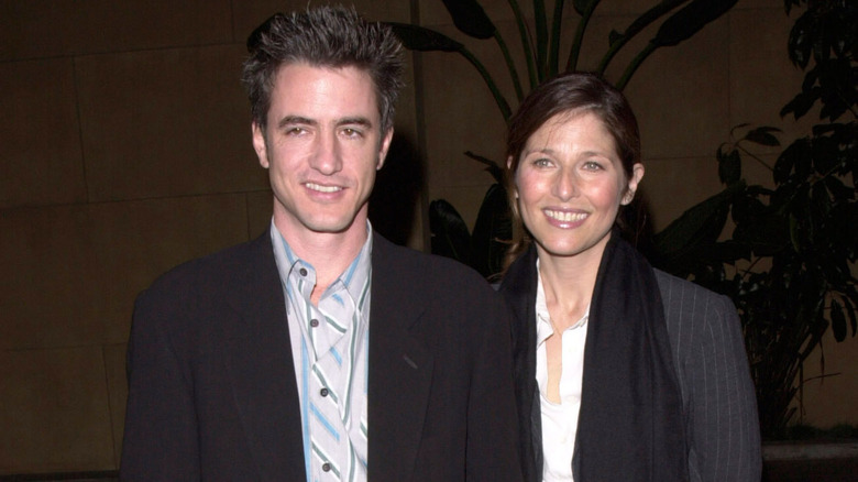 Dermot Mulroney, Catherine Keener, smiling together, 1999 photo