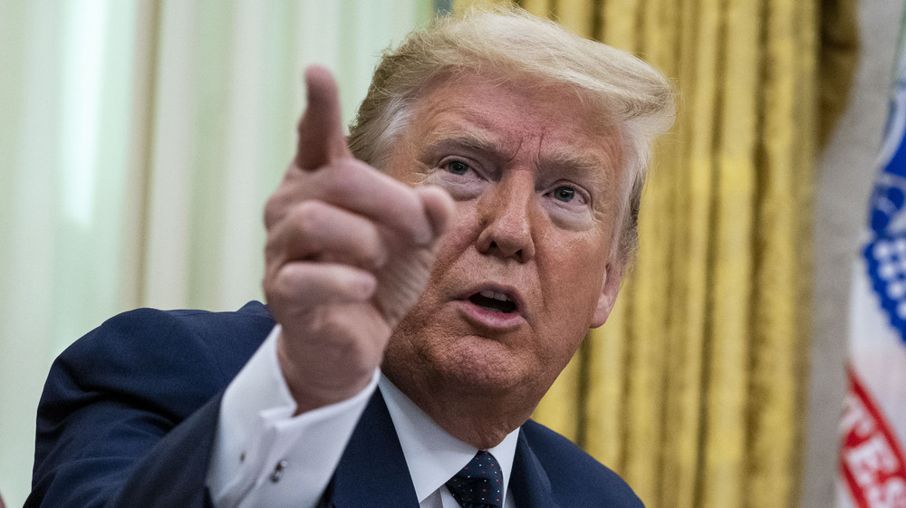 Donald Trump points his finger