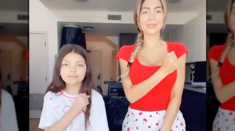 Farrah and Sophia Abraham dancing 