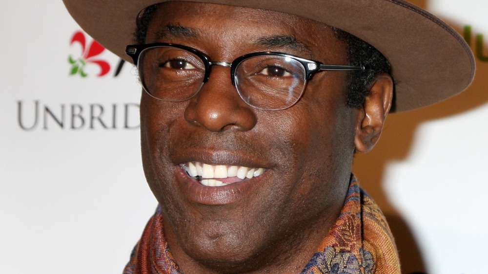 Isaiah Washington on a red carpet 